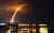 스페이스X의 팰컨9 로켓이 지난 4일(현지시간) 미국 플로리다주 케이프 캐너버럴 미 우주군 기지에서 발사하고 있다. AP=연합
