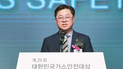 박일준 산업차관 "전기료 상한 10원으로 올리는 방안 검토"
