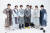 그룹 방탄소년단(BTS)의 뷔(왼쪽부터)와 슈가, 진, RM, 정국, 지민, 제이홉이 지난 10일 민족의 대명절 추석을 맞아 한복을 곱게 차려 입고 팬들에게 따뜻한 인사를 전하고 있다. 뉴스1