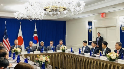 한미일 외교장관, 뉴욕서 회담…"북핵 위협에 3국 긴밀 공조"