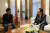 윤석열 대통령이 22일(현지시간) 미국 뉴욕 한 호텔에서 올해 필즈상 수상자인 허준이 교수를 접견하고 있다. 연합뉴스