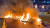  이란의 시위대가 경찰의 오토바이를 불태우고 있다. 로이터=연합뉴스