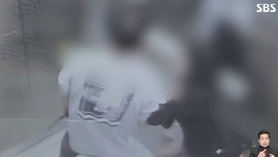 경찰, 아파트 승강기서 10대 여학생 납치 시도 40대 영장 재신청 | 중앙일보