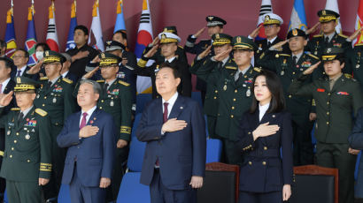 尹 "굳건한 한미동맹 기반으로 한반도 지속가능한 평화 보장"