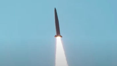 [사진] 국군의날 ‘전술핵급’ 현무 미사일 첫 공개