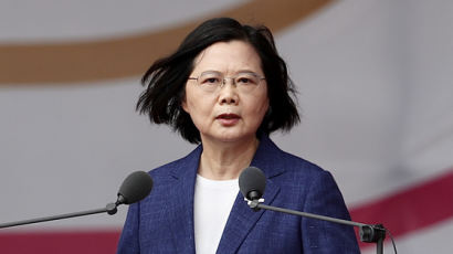 대만 총통 “중국과 전쟁, 절대 선택지 아냐…강인한 국가 만들 것”