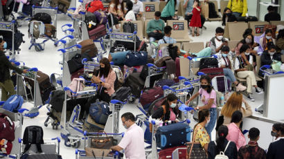 내일부터 日 무비자 여행…"한국 여행객 예약 20배 폭증"