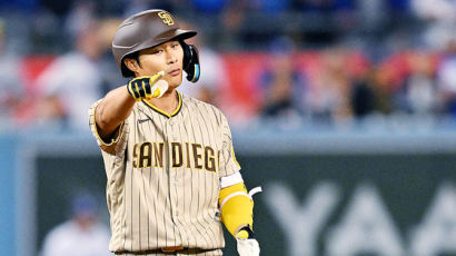 김하성 포스트시즌 첫 2루타… 샌디에이고는 다저스에 패배