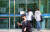 서울시교육청은 지난달 14일 내년 초등교사를 10년 전의 10분의 1인 115명만 임용한다고 발표했다. 교사 정원 감축의 직격탄을 맞은 서울교대 내에서 학생들이 발걸음을 옮기고 있다. 우상조 기자