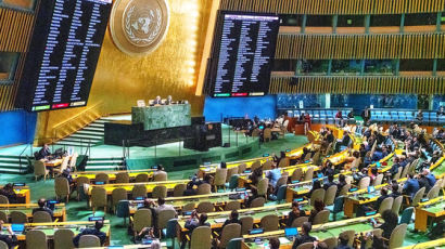 러 규탄 유엔총회 압도적 결의...바이든 "세계, 분명한 메시지"
