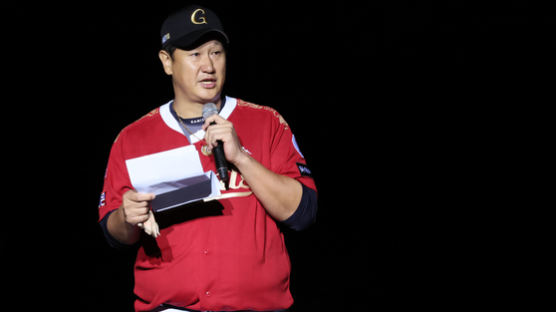 ‘은퇴’ 이대호, 11월 MLB 월드투어 뛴다…김광현-양현종도 합류