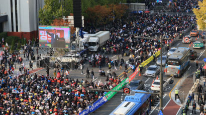 보수·진보 단체 서울 곳곳서 집회… 도로 통제로 혼잡 예상