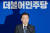 이재명 더불어민주당 대표가 21일 서울 여의도 국회에서 검찰 수사 관련 긴급기자회견을 하고 있다. 뉴스1
