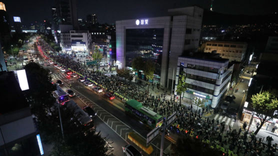 학수연 "전교조 교사, 尹 탄핵 집회에 제자 동원…고발할 것"