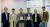 '2022년 한국철도학회 정기총회'에서 '철도 10대 기술상'을 수상한 박병노 기술본부장(왼쪽 끝)과 직원들이 한 자리에 모였다. [사진 공항철도] 