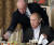 지난 2011년 프리고진(왼쪽)이 한 식당에서 블라디미르 푸틴 러시아 대통령을 접대하는 모습. AP=연합뉴스