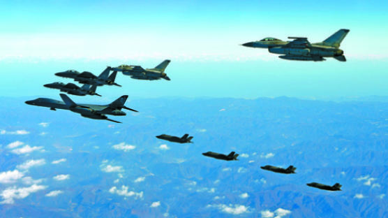 文시절 한미공중훈련 이름 바꿨다…北위협적 F-35B 첫 투입 