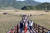 지난 26일 오후 전남 순천시 ‘순천만습지’를 찾은 탐방객들이 갈대밭에 설치된 나무데크 위를 걷고 있다. 프리랜서 장정필
