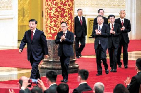시진핑은 왜 후진타오를 퇴장시켰을까 [예영준 논설위원이 간다]