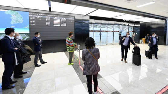 [Biz & Now] 김포공항 국제선 터미널 리모델링 끝내고 재개장