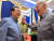 윤석열 대통령이 12일 오후(현지시간) 캄보디아 프놈펜 쯔노이짱바 국제 컨벤션센터에서 캄보디아 정상 주최 갈라 만찬에 참석, 조 바이든 미국 대통령과 대화하고 있다. 사진 대통령실