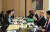 정기선 HD현대 대표(왼쪽)와 칼리드 알팔레 사우디아라비아 투자부 장관이 지난 11일 서울 포시즌스호텔에서 만난 협력 방안을 논의했다. 사진 현대중공업그룹