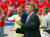 거스 히딩크 감독은 2002 한일 월드컵 4강 신화의 영웅으로 칭송받는다.