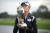 넬리 코다가 14일(한국시간) 열린 LPGA 투어 펠리컨 챔피언십에서 정상을 밟은 뒤 우승 트로피와 입을 맞추고 있다. AP=연합뉴스