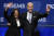 지난 10월 펜실베이니아 민주당 행사에서 함께한 조 바이든 대통령(오른쪽)과 카멀라 해리스 부통령. 바이든이 재선 출마 의지를 밝힌 가운데 해리스 역시 강력한 대선 후보로 꼽히고 있다. AP=연합뉴스