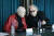미하엘 쿤체(왼쪽)와 실베스터 르베이는 30대 시절부터 호흡 맞춘 50년 지기다. 사진 ENM 뮤지컬 컴퍼니