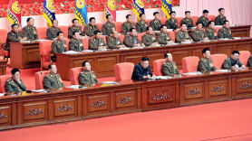 북한, 5차 보위일군대회 개최…불참 김정은, 서한만 전달