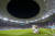 세네갈 선수들이 카타르전에서 세 번째 골을 터뜨린 뒤 코너 플래그 부근에 모여 자축하고 있다. AP=연합뉴스