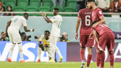 첫 중동 월드컵…개최국 카타르, 2경기 만에 탈락 굴욕