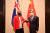 8일 페니 웡 호주 외교장관과 왕이 중국 외교부장 회담. [중국 외교부]