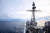 미국 해군의 순양함인 챈슬러즈빌함이 이달 초 낸시 펠로시 하원의장의 대만 방문 이후 처음으로 28일 대만해협을 항해하고 있다. 순양함 엔티텀함도 동행했다. [AFP=연합뉴스]