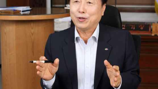 “지방소멸 문제 해결하려면 안동시와 예천군 통합 필수”