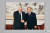 2002년 1월 18일 방한한 존 데니스 해스터트 미 하원의장이 국회를 방문해 이만섭 국회의장과 악수하고 있다. 대한민국 역사박물관 근현대사 아카이브