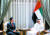 삼성전자 이재용 회장이 2019년 아랍에미리트(UAE) 아부다비를 방문해 셰이크 무함마드 빈 자예드 알 나흐얀 아부다비 왕세제 겸 UAE 공군 부총사령관 등을 만났다. 연합뉴스