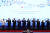 윤석열 대통령이 지난달 11일(현지시간) 캄보디아 프놈펜 소카호텔에서 열린 한·아세안 정상회의에서 각국 정상들과 기념촬영을 하고 있다. 뉴스1