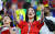 5일(현지시간) 카타르 도하의 974 스타디움에서 열린 2022 카타르월드컵 16강전 대한민국과 브라질의 경기에 앞서 대한민국팬들이 응원하고 있다. 김현동 기자 
