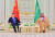 8일(현지시간) 시진핑 중국 국가주석과 사우디 실세 무함마드 빈 살만 왕세자 정상회담을 하고 있다. 신화통신=연합뉴스 