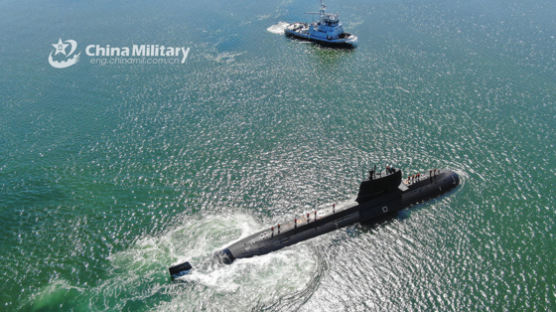 “中잠수함, 남중국해서 외국군함 활용해 ‘실전훈련’”