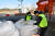 12일 오전 경북 포항시 남구청 건설과 도로관리팀 직원들이 연일읍에 있는 제설장비 창고에서 폭설과 결빙에 대비해 장비를 점검하고 있다. 뉴스1