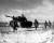 1950년 겨울 한국전쟁의 분수령이 된 장진호 전투 당시 중공군의 저지선을 뚫고 탈출하는 미 해병대. 사진=위키피디아