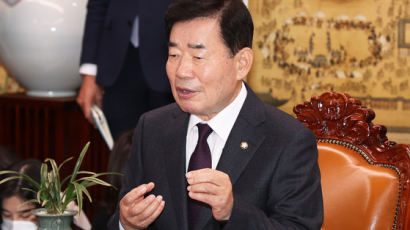 김진표 "정치인이 양심 있어야지"…주호영·박홍근 면전서 질타