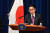 기시다 후미오 일본 총리 16일 오후 도쿄 총리관저에서 열린 기자회견에서 방위 문서 개정에 대해 설명하고 있다. AP=연합뉴스