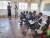 지난 7일(현지시간) 케냐 투르카나주의 칼로피리아 마을의 초등학교 학생들. 태양광으로 전기를 사용하고, 급수시설 덕분에 학생들의 출석률도 높아졌다. [외교부 공동취재단(케냐 투르카나주)]