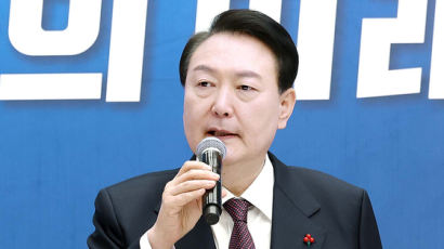 6개월만에 지지율 40% 회복한 尹, “노동개혁 속도내달라”