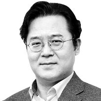 [최준호의 사이언스&] 유전자가위 송사 끝낸 김진수, 창업가로 변신한 까닭
