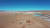 살타 주(州)에 위치한 포스코 아르헨티나 리튬광산 전경. 사진 우측 상단 파란색의 커다란 설비가 염호의 염수를 증발시켜 리튬을 추출하기 위한 염전 개념의 시설인 '폰드'다. 포스코.
